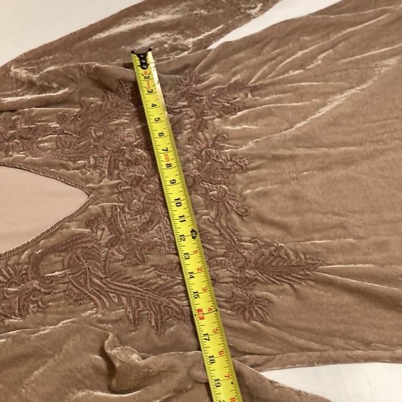 Johnny Was crushed velvet blouse. - Picture 8 of 11